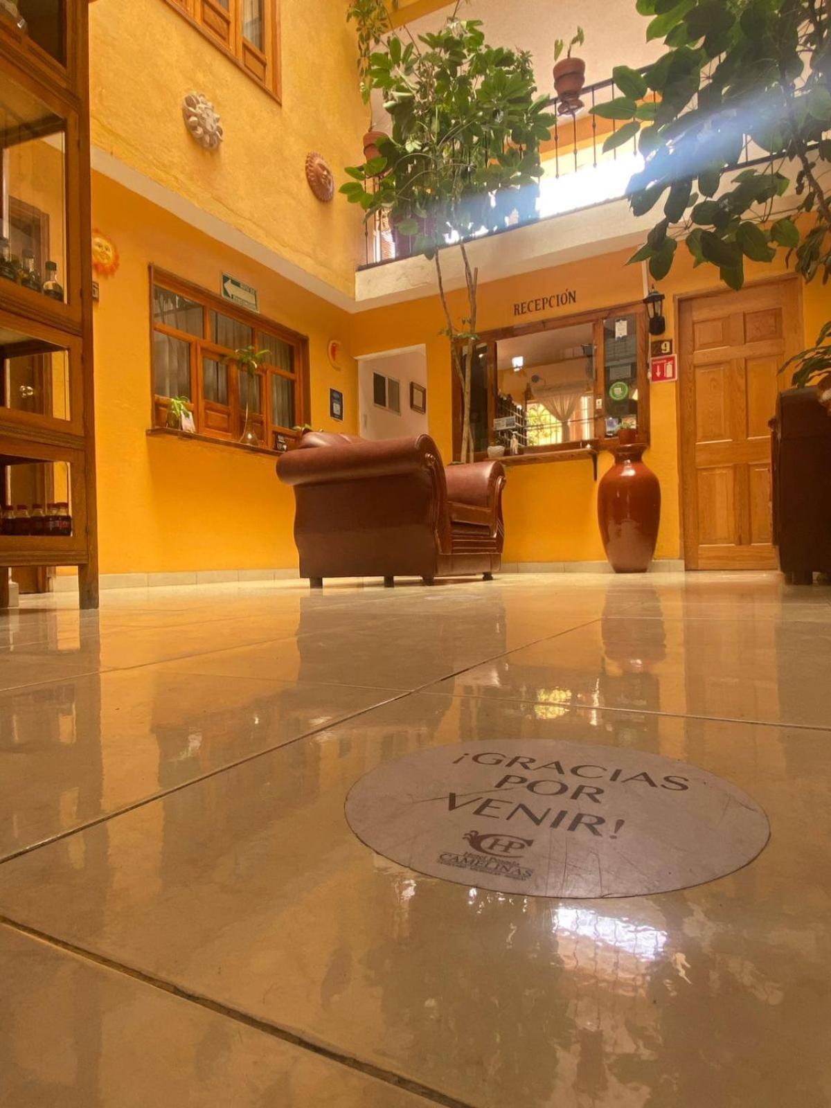 Hotel Posada Camelinas パツクアロ エクステリア 写真