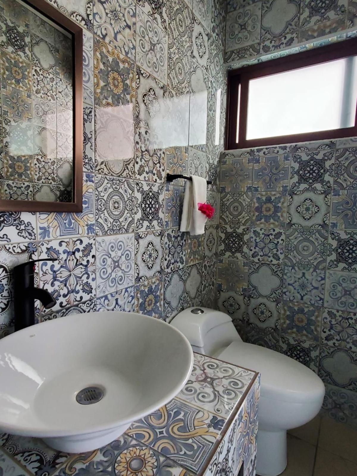 Hotel Posada Camelinas パツクアロ エクステリア 写真